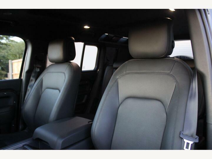 Land Rover Defender 110 2.0 P300e S 110 Estate Green #24
