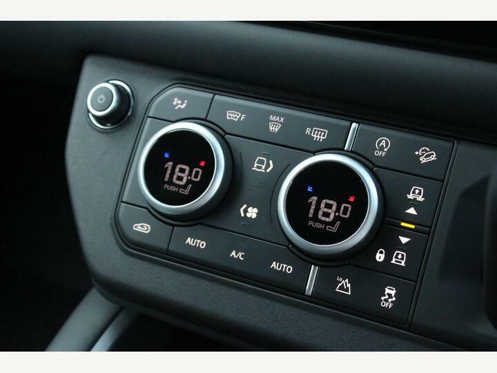 Land Rover Defender 110 2.0 P300e S 110 Estate Green #44
