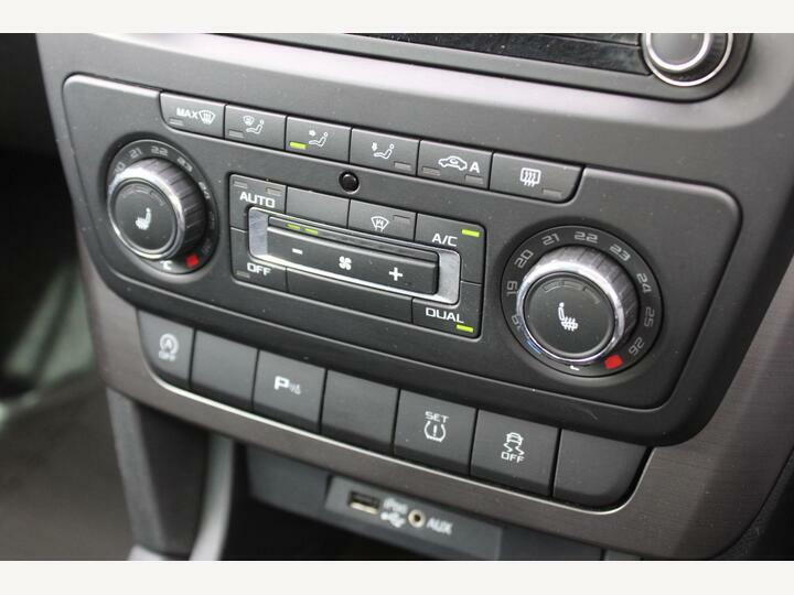 Skoda Yeti 1.2 Tsi Se Drive Outdoor Euro 6 Ss Silver #3