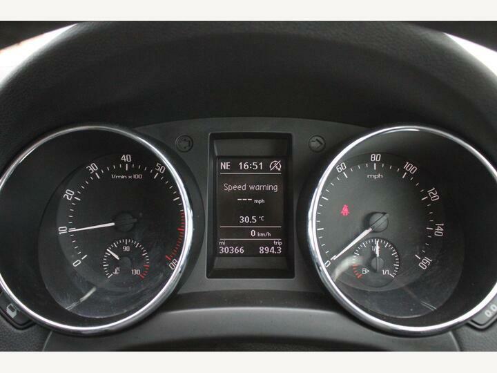 Skoda Yeti 1.2 Tsi Se Drive Outdoor Euro 6 Ss Silver #5