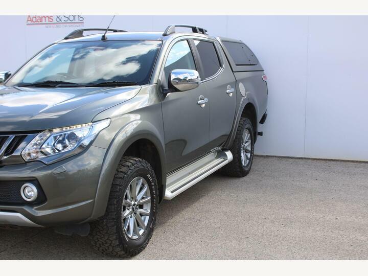 Mitsubishi L200 2.4 Di-d Dc Barbarian 4Wd Euro 6 WN18VUY Green #4