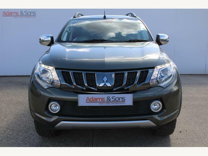Mitsubishi L200 2.4 Di-d Dc Barbarian 4Wd Euro 6 WN18VUY Green #3