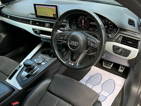 Audi A5 2.0 Tdi S Line S Tronic Alloys Inc, Convertibl #25