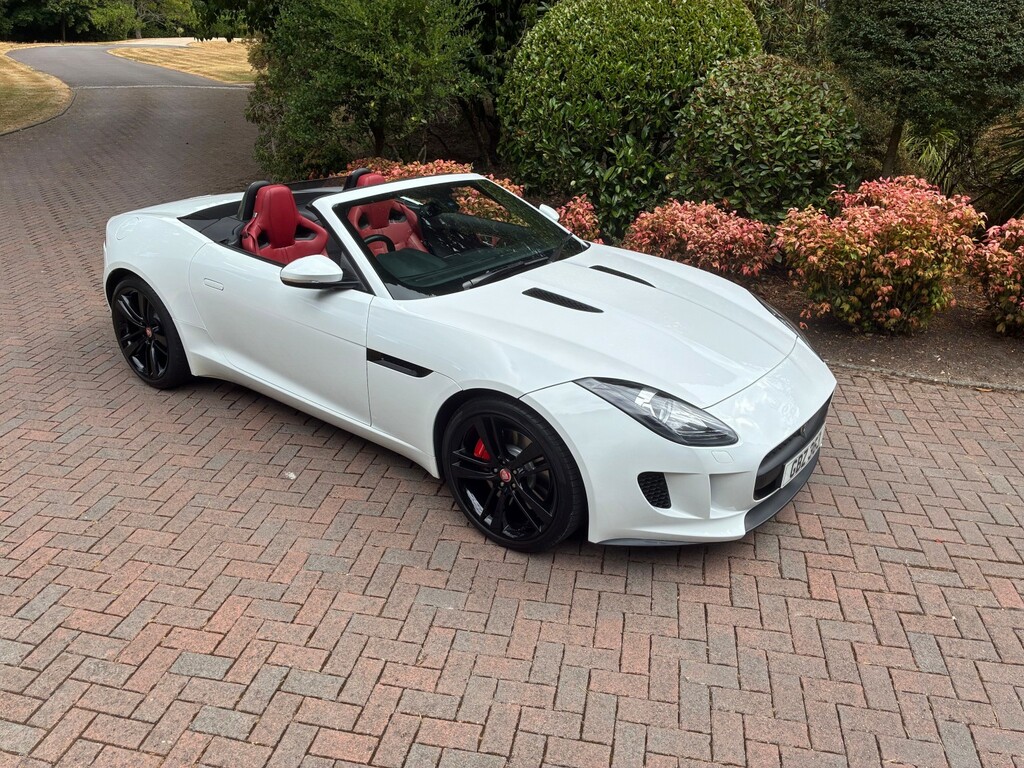 Jaguar F-Type 3.0 V6 White #4