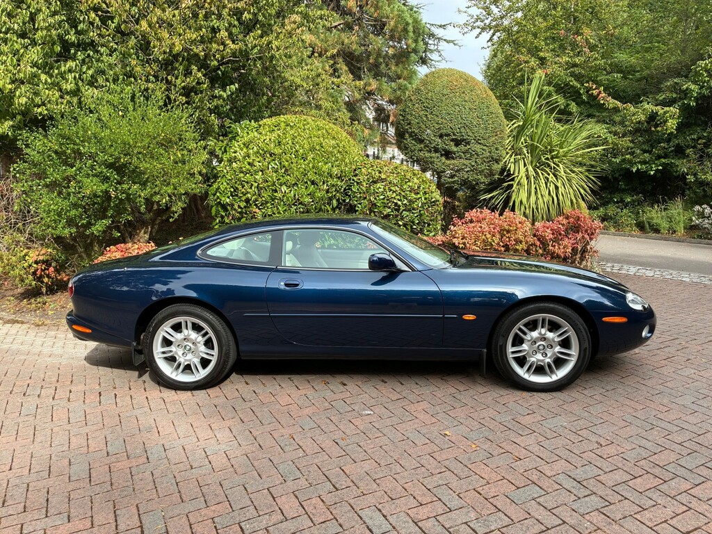 Jaguar XK8 V8 4.0 Blue #3