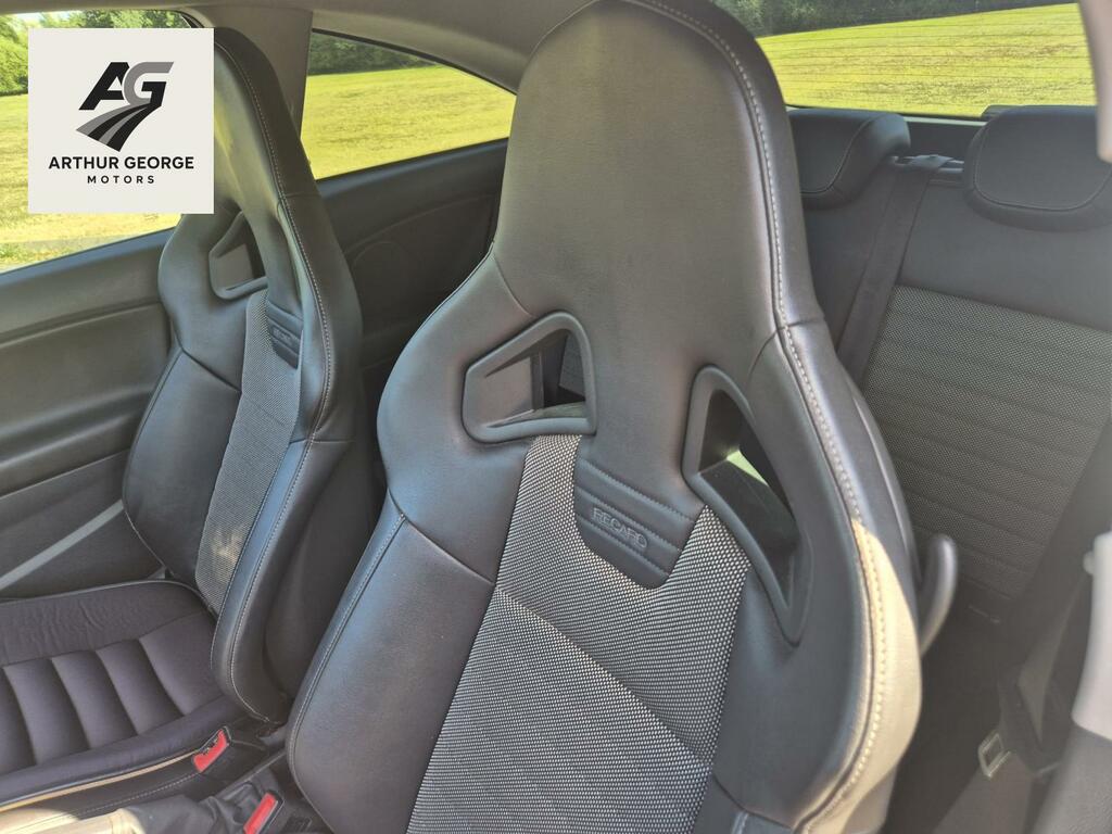 Vauxhall Corsa 1.4 16V Sri Hatchback Euro 5 10 Black #7