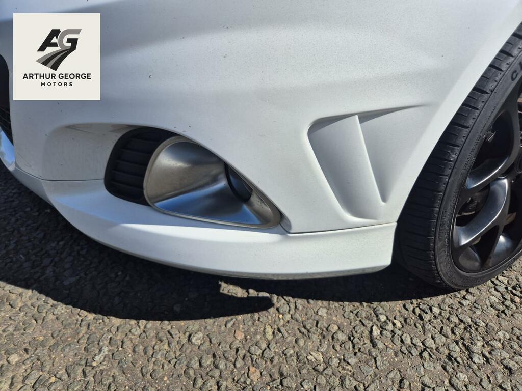 Vauxhall Corsa 1.4 16V Sri Hatchback Euro 5 10 Black #15