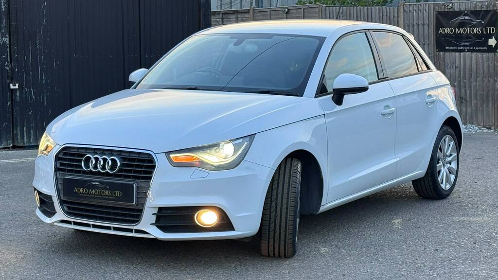 Audi A1 Hatchback  White #2
