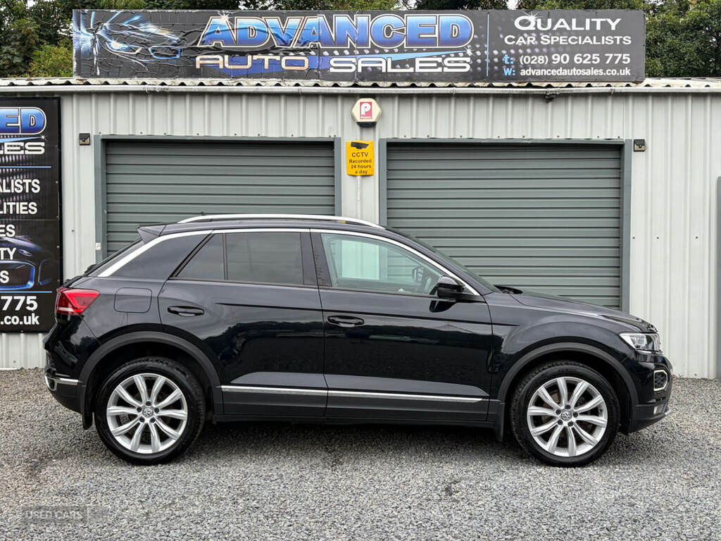 Volkswagen T-Roc 1.6 Tdi Sel Black #2