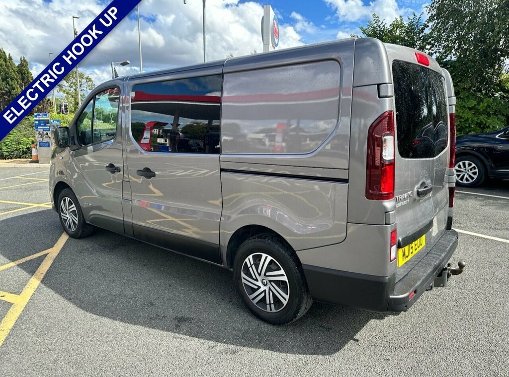 Renault Trafic Dci Energy 27 Sport U3259 Black #7