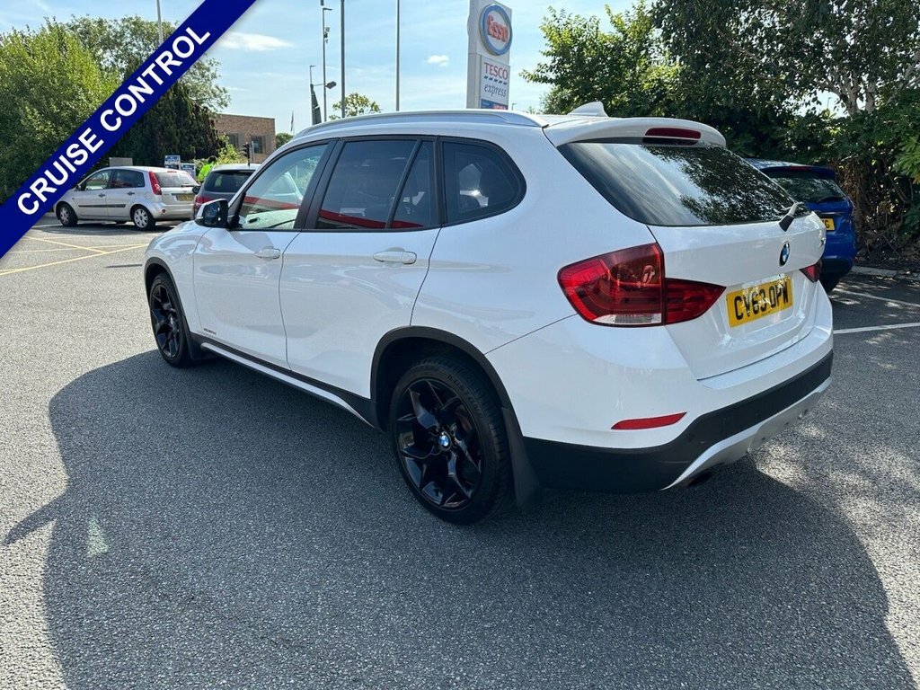 BMW X1 2L Xline White #6
