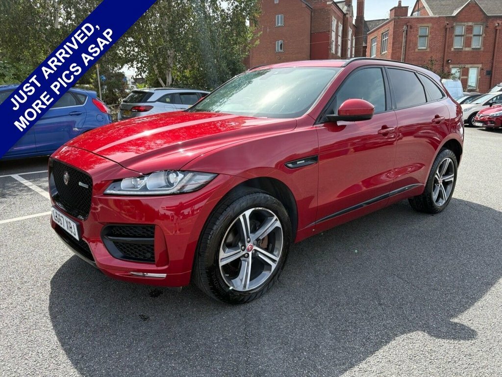 Jaguar F-Pace 2L R-sport Red