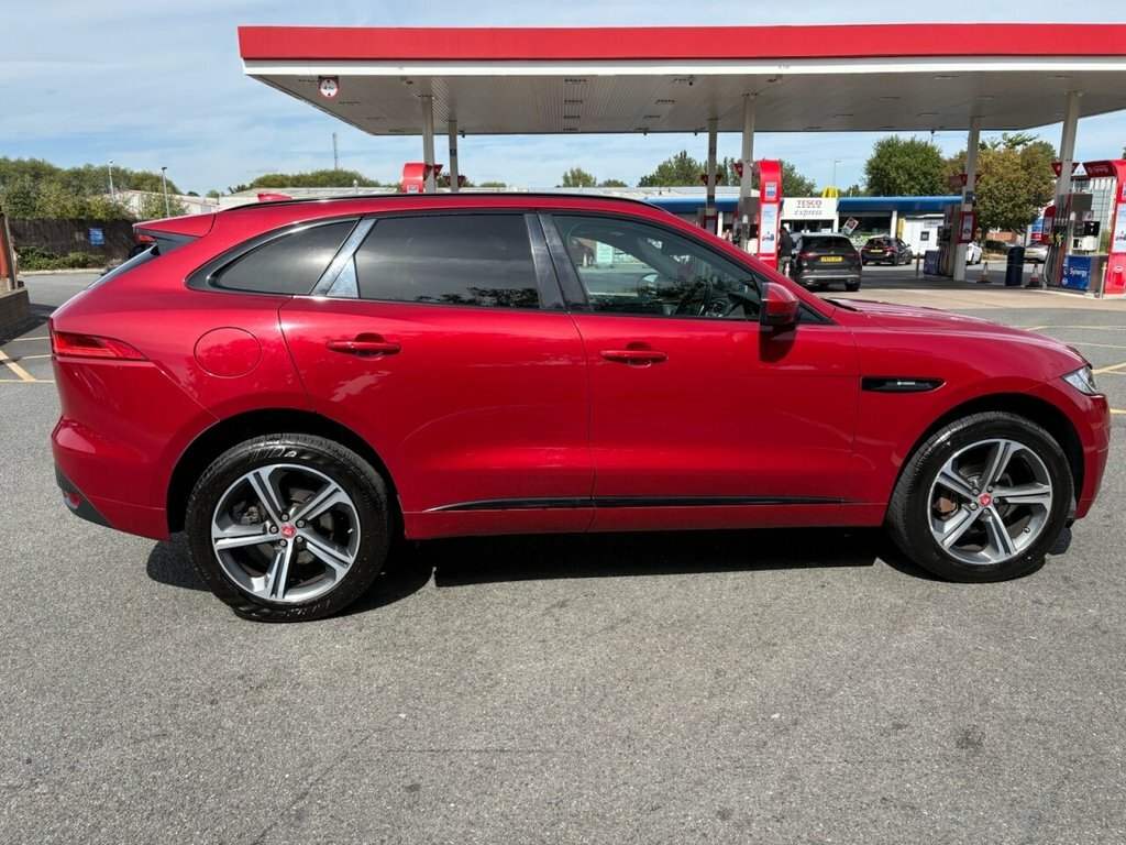Jaguar F-Pace 2L R-sport Red #5
