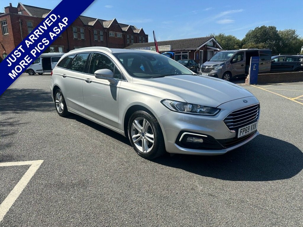 Ford Mondeo Estate Silver