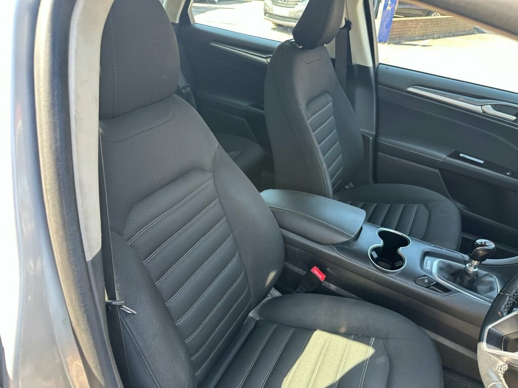 Ford Mondeo 1.5T Ecoboost St-line Edition Euro 6 Ss White #10
