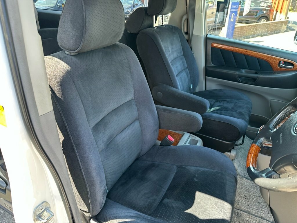 Toyota Alphard Mpv Silver #11