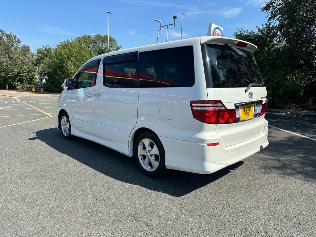 Toyota Alphard Mpv White #5