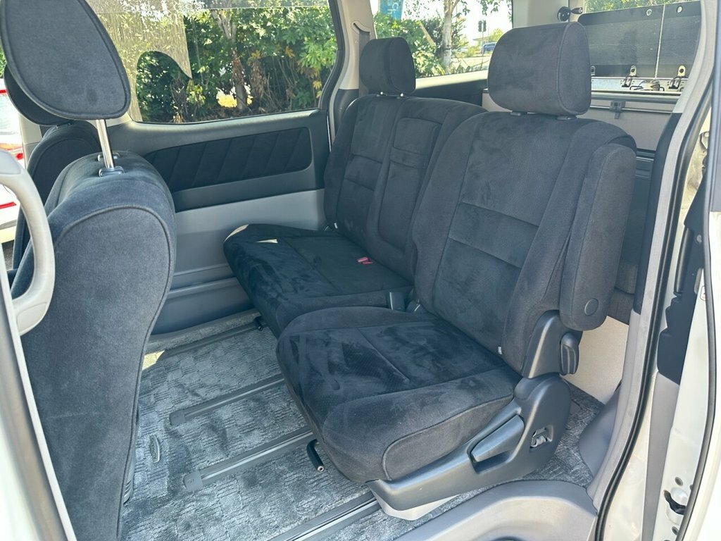 Toyota Alphard Mpv Silver #17