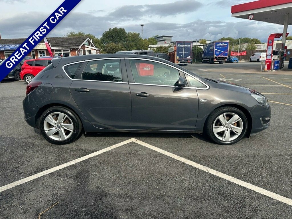 Vauxhall Astra Hatchback DS63NUO Grey #4