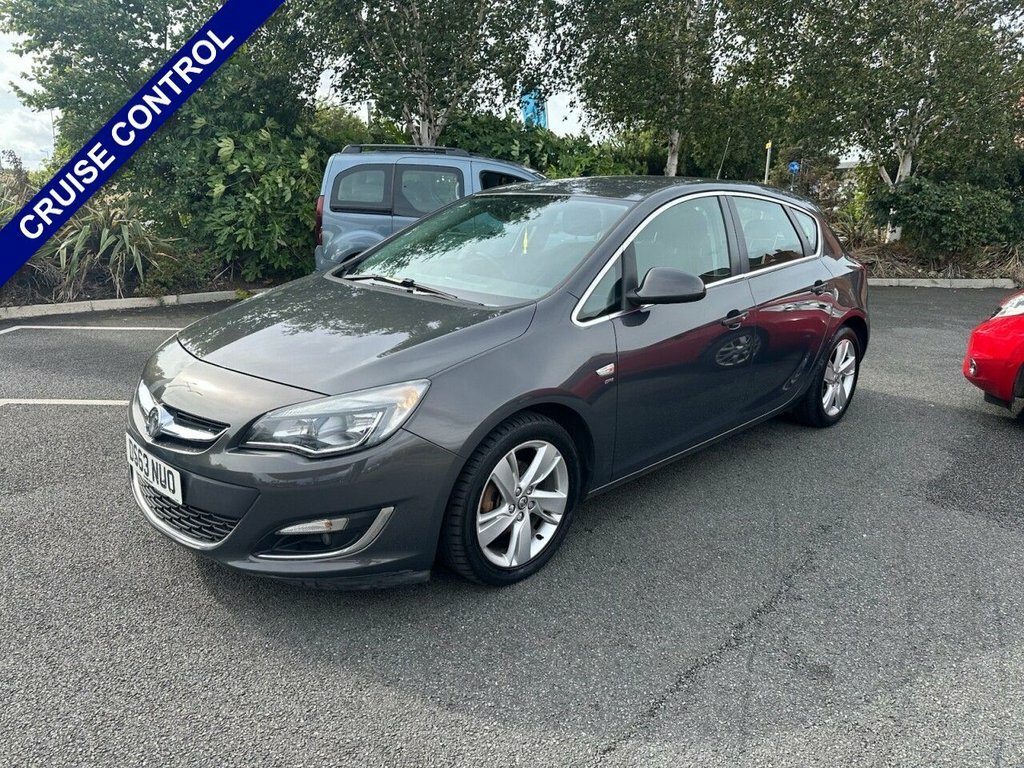 Vauxhall Astra Hatchback DS63NUO Grey #3