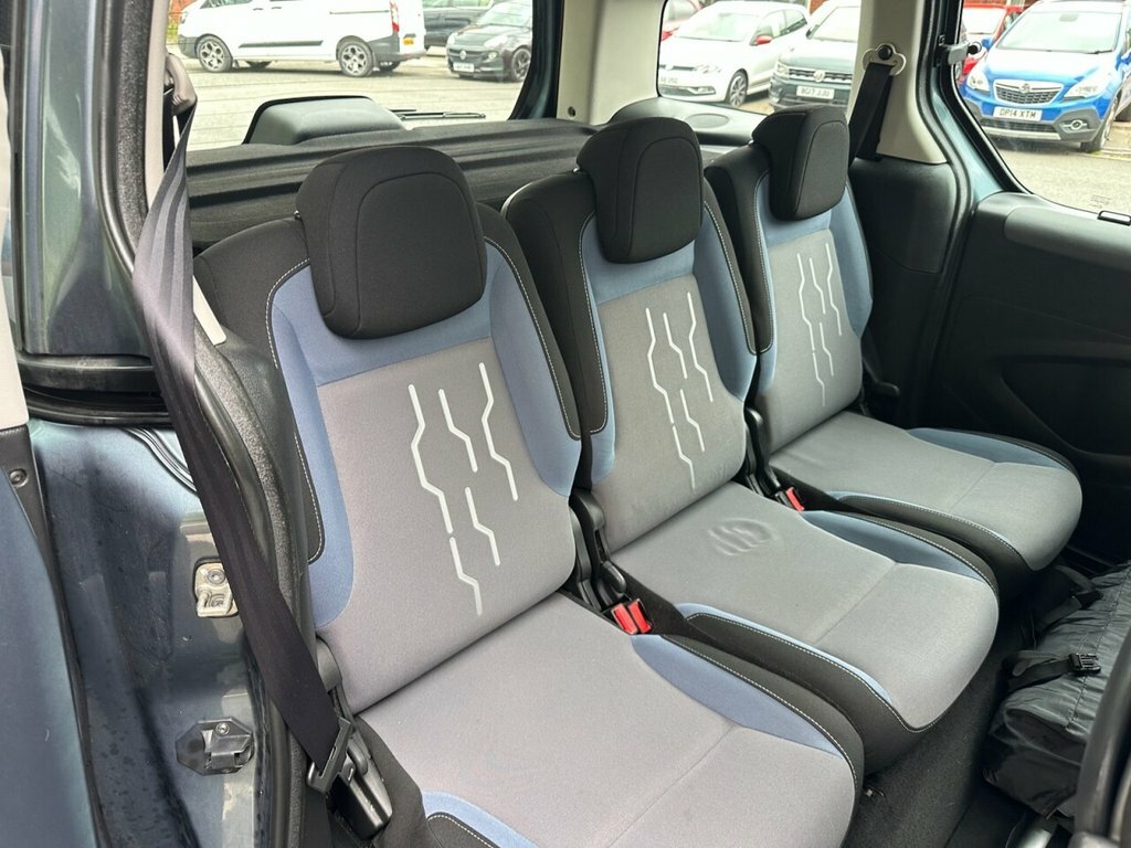Peugeot Partner Tepee S Silver #14