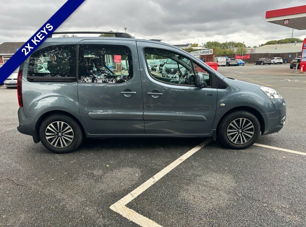 Peugeot Partner Tepee 1.6L Tepee Family Grey #4