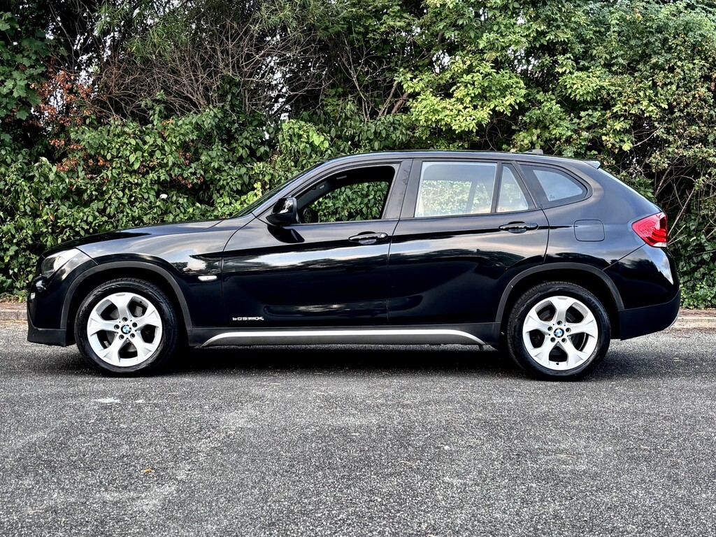 BMW X1 2.0 X1 Xdrive20d Se 201161 Black #5
