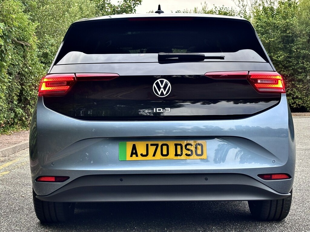 Volkswagen ID.3 Pro Performance 58Kwh Family Hatchback Electri Black #7