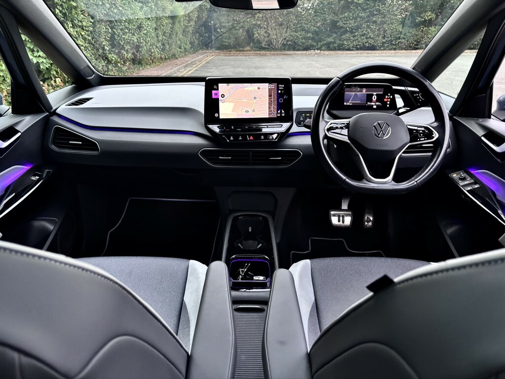 Volkswagen ID.3 Pro Performance 58Kwh Family Hatchback Electri Black #15