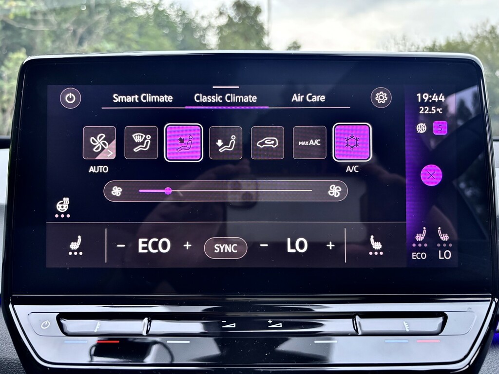 Volkswagen ID.3 Pro Performance 58Kwh Family Hatchback Electri Black #21