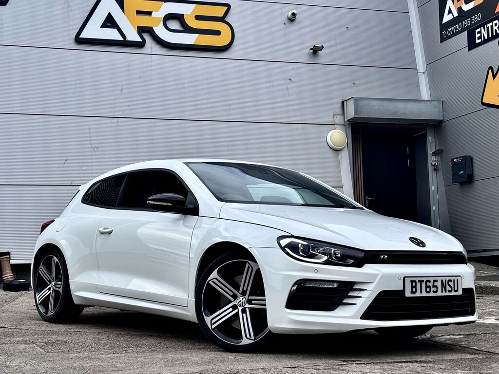 Volkswagen Scirocco 2.0 Tsi Bluemotion Tech R White
