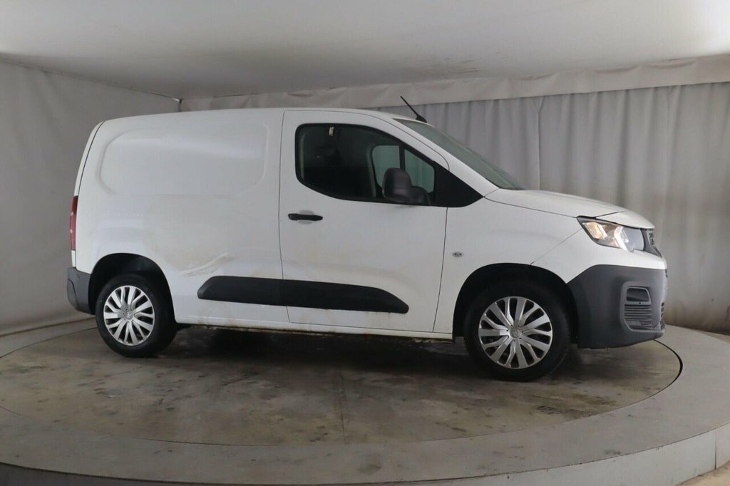 Peugeot Partner Mpv White #5