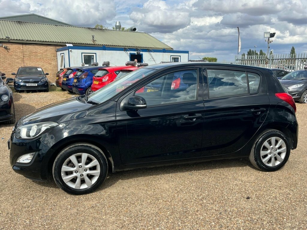 Hyundai I20 1.2 Classic Euro 5 Silver #15