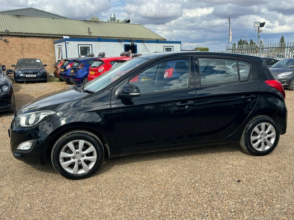 Hyundai I20 1.2 Classic Euro 5 Silver #16