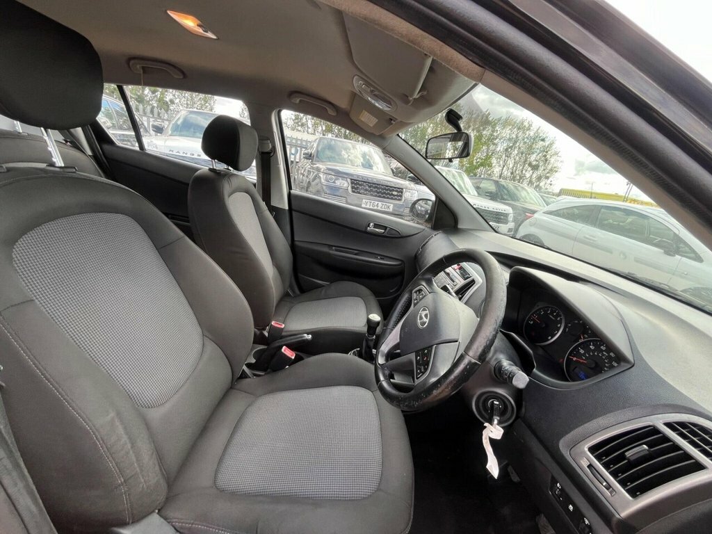 Hyundai I20 1.2 Classic Euro 5 Silver #27