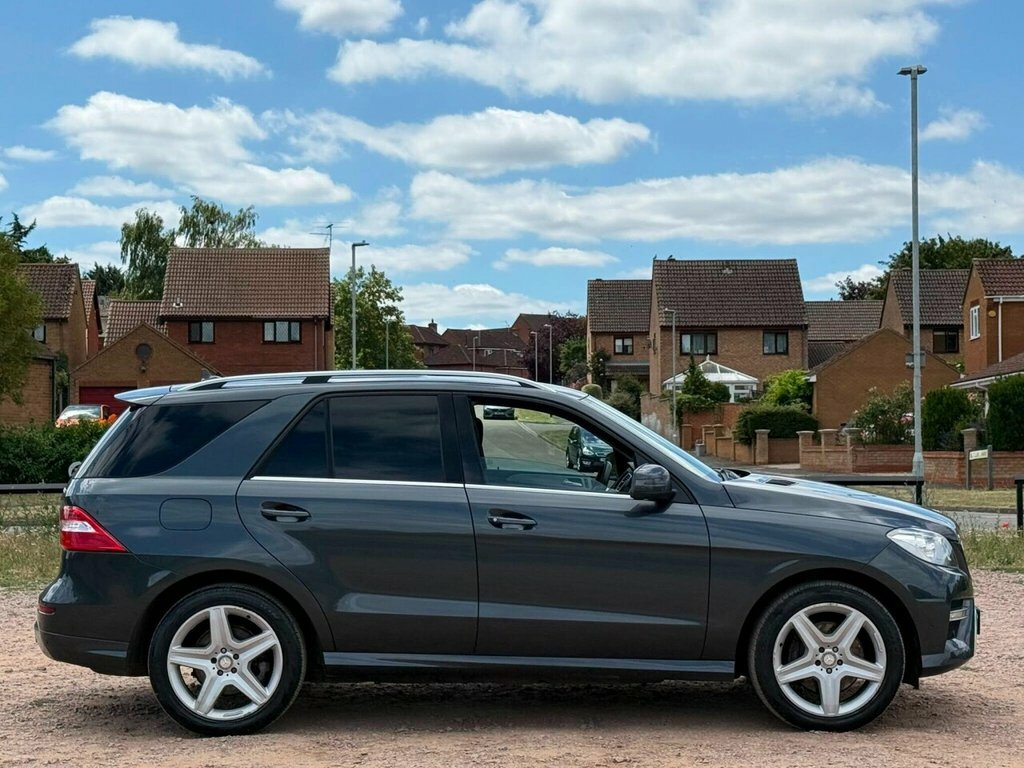 Mercedes-Benz M Class 3L Ml350 Bluetec Amg Sport Black #11