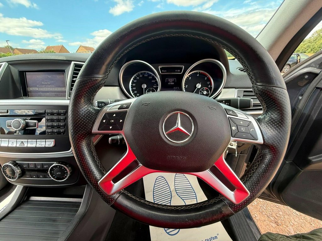 Mercedes-Benz M Class 3L Ml350 Bluetec Amg Sport Black #32