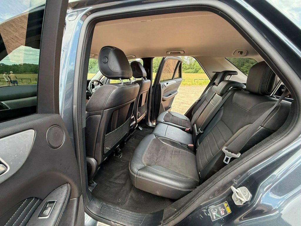 Mercedes-Benz M Class 3L Ml350 Bluetec Amg Sport Black #22