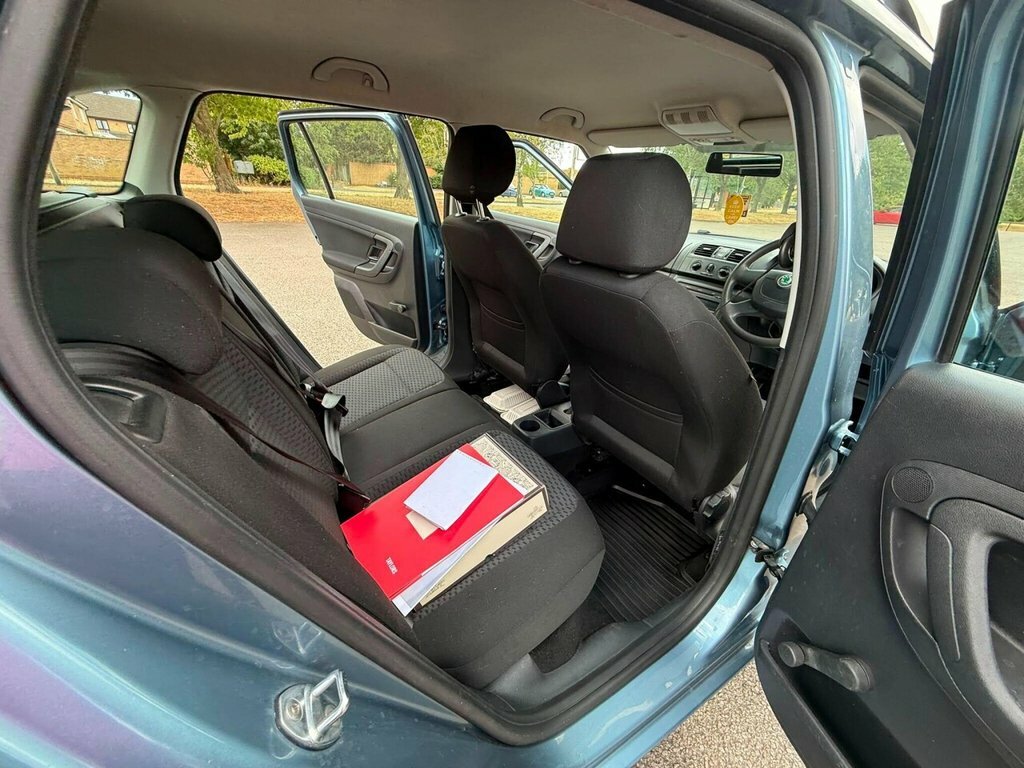 Skoda Fabia 1.2 Tsi Monte Carlo Hatchback Eu Red #25