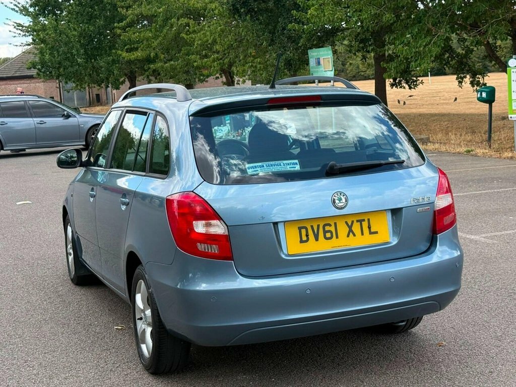 Skoda Fabia Estate Grey #4