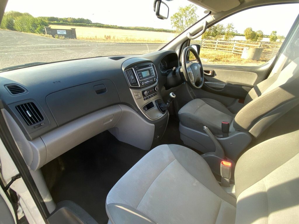 Hyundai I800 Mpv 2.5 Crdi Se Euro 6 201616 Black #41
