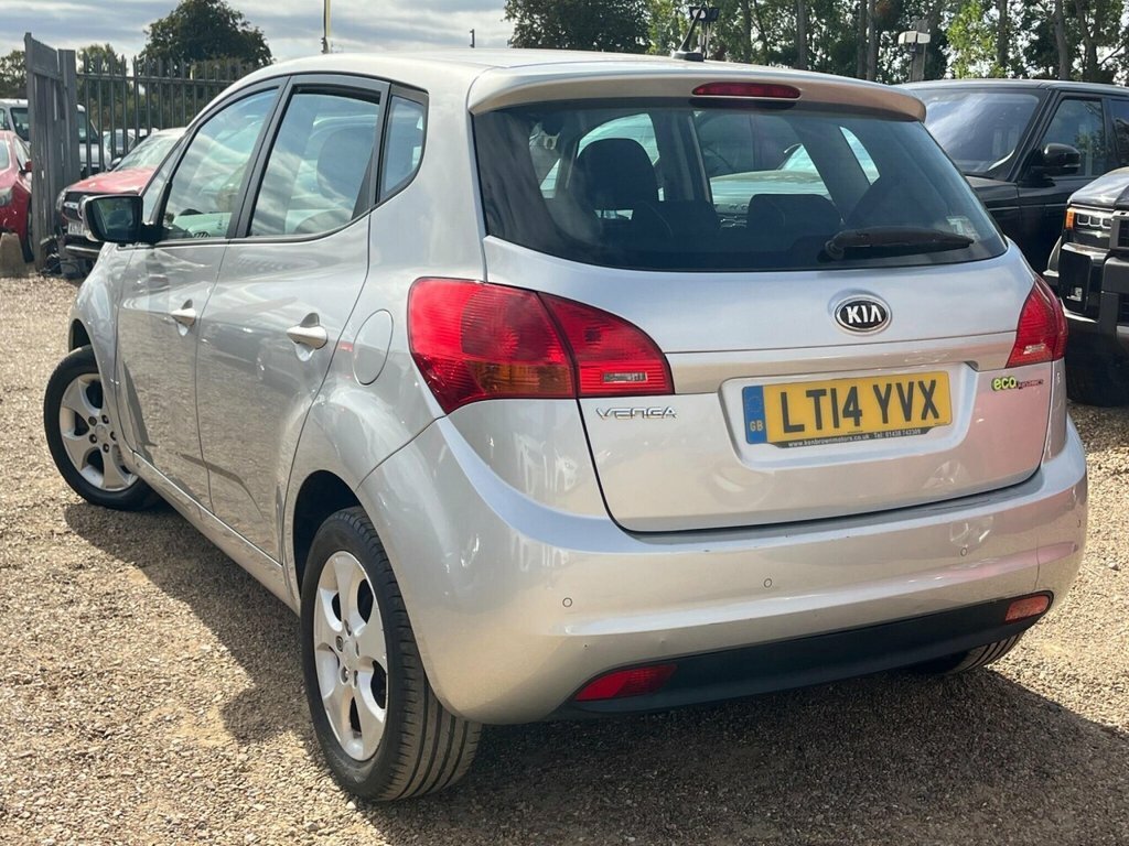 Kia Venga Mpv Silver #4
