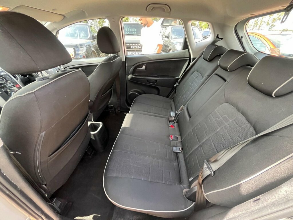 Kia Venga 1.6 3 Mpv Euro 5 Sat Nav 123 Bh Silver #25