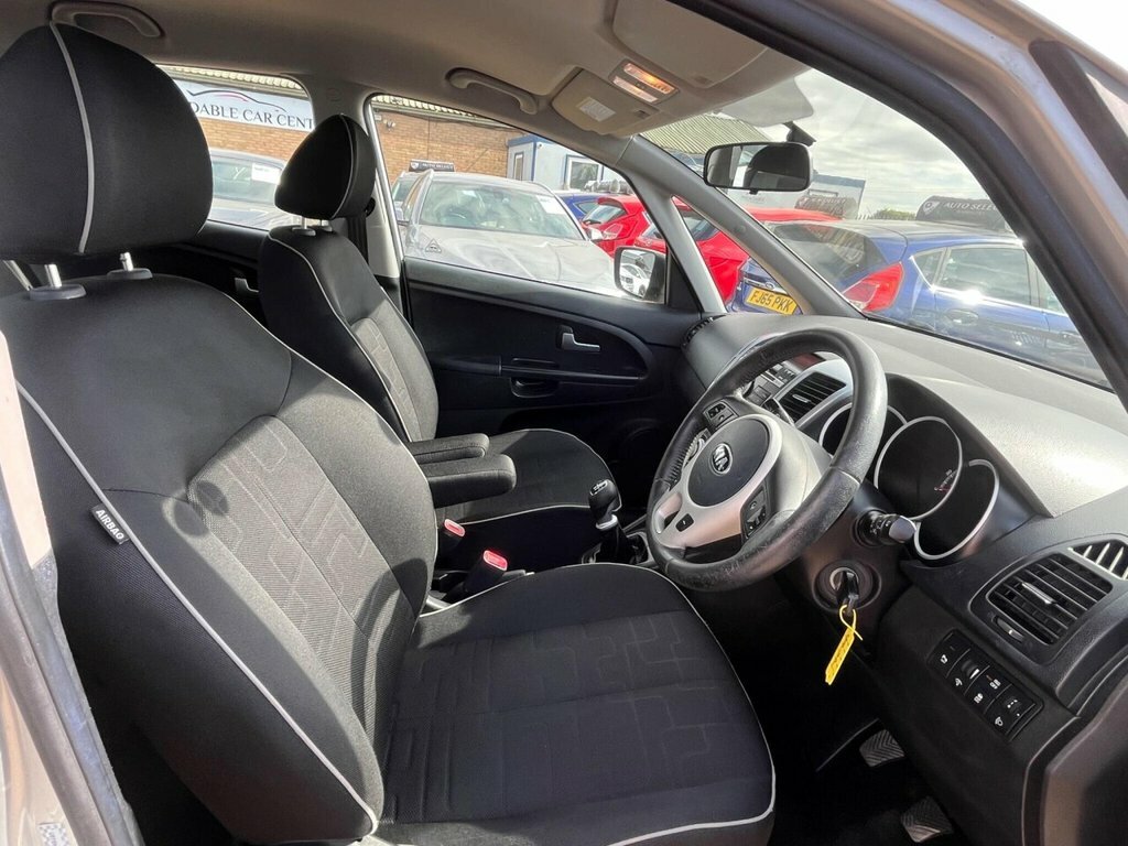 Kia Venga 1.6 3 Mpv Euro 5 Sat Nav 123 Bh Silver #23