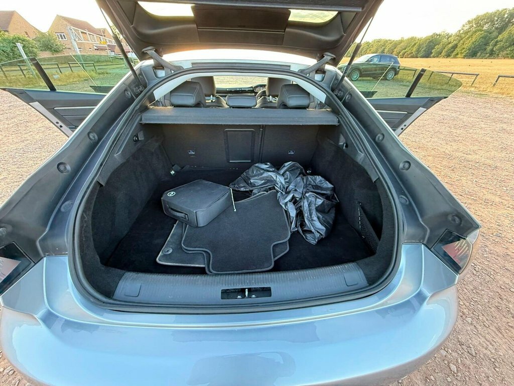 Peugeot 508 1.6 Hybrid Allure E-eat8 Blue #30