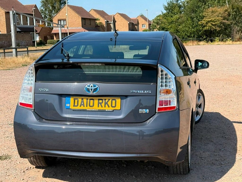 Toyota Prius 1.8 Vvt-h T3 Cvt Euro 5 Ss Grey #11