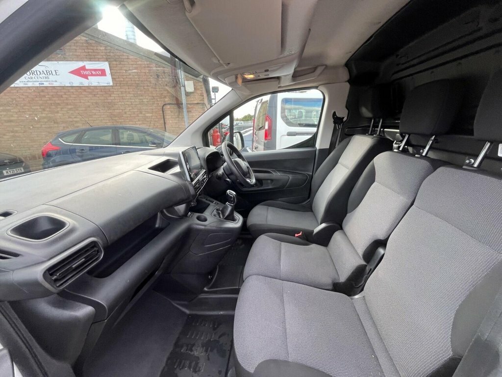 Citroen Berlingo 1.5 Bluehdi Flair XL Mpv Eat Euro 6 Ss Black #30
