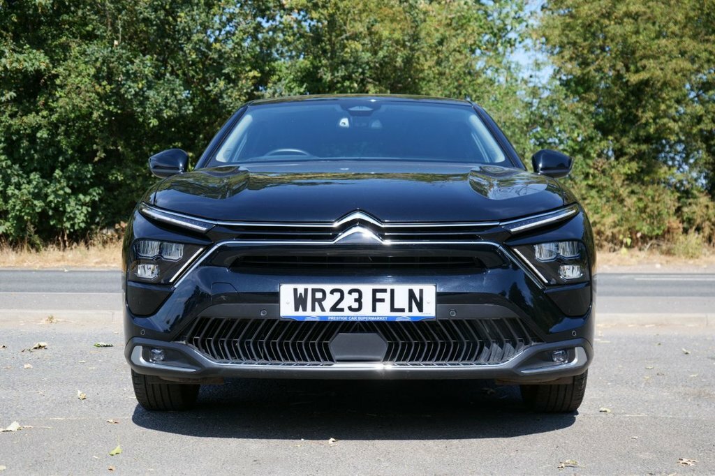 Citroen C5 X 1.2L Sense Plus Black #4