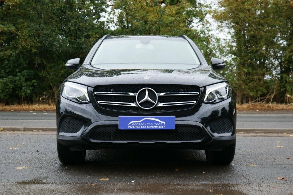 Mercedes-Benz GLC Class 2L Urban Edition Black #4