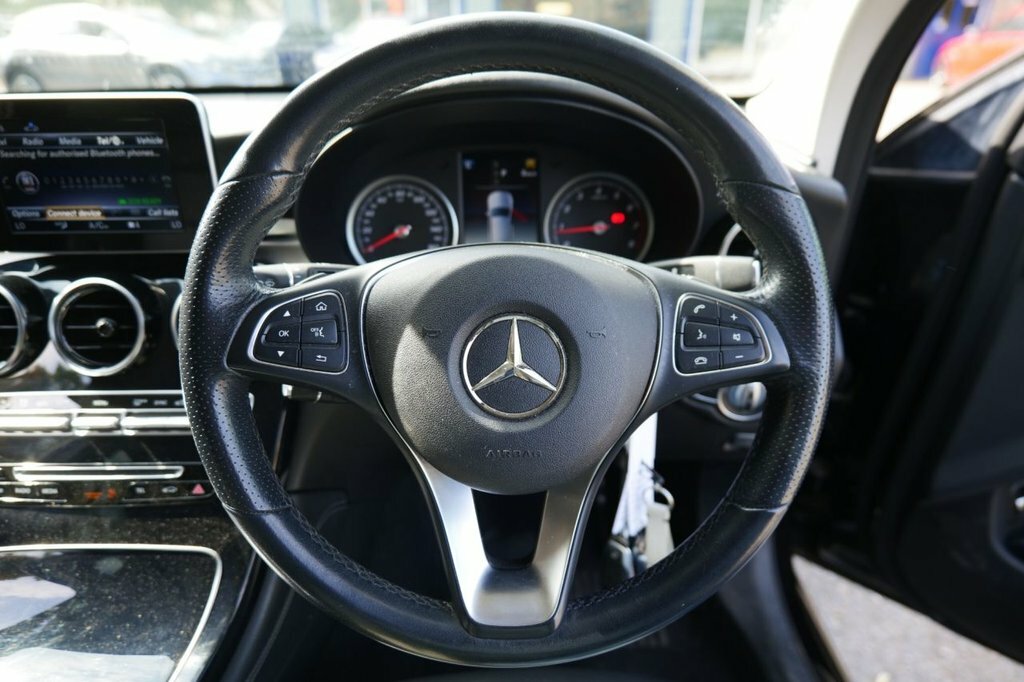 Mercedes-Benz GLC Class 2L Urban Edition Black #4